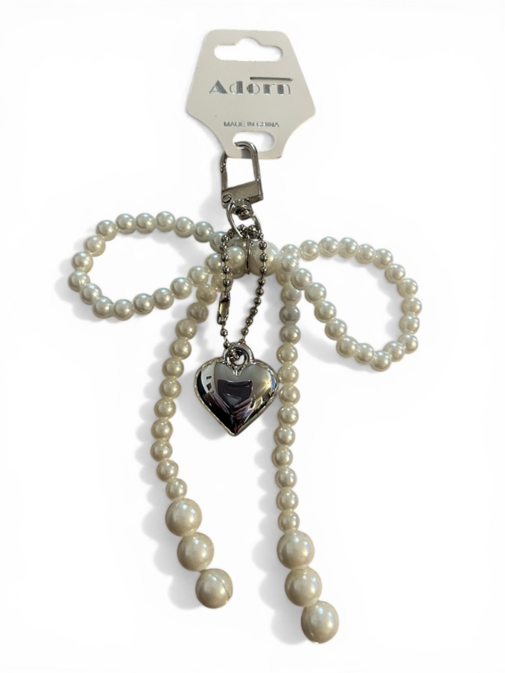 Adorn Pearl Bow w/ Heart bag Charm